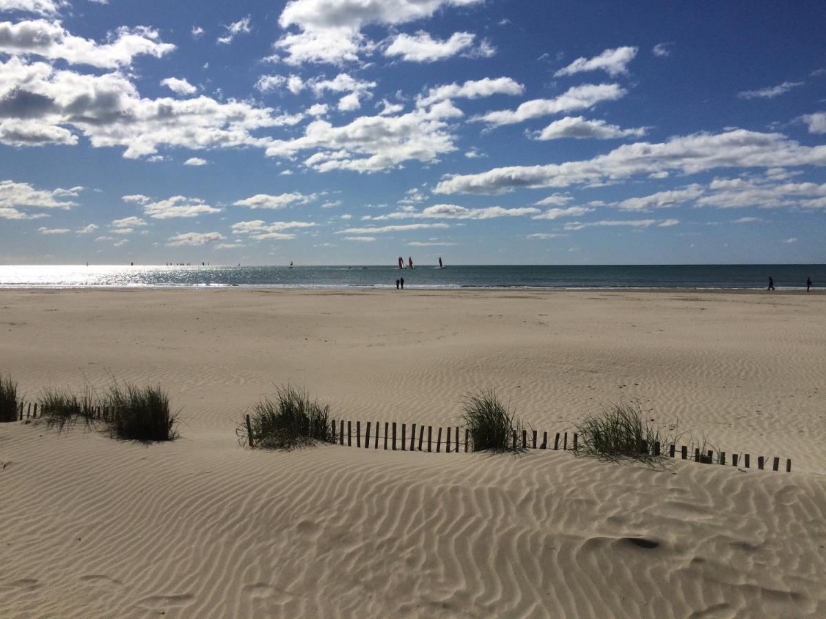 P2 Couchant 2 étoiles La Grande Motte 5 min Plage-Parking privatif Exterior foto
